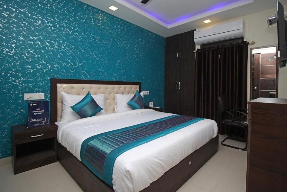 Hotel Airport Tourist Plaza 3*